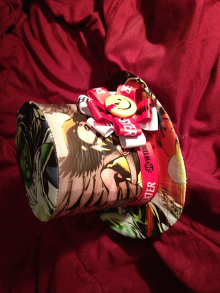 Illustration for article titled Finally! A Use For Your Old Comic-Con Bags!